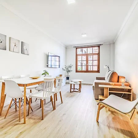 아파트 Yubal Iii By Interhome